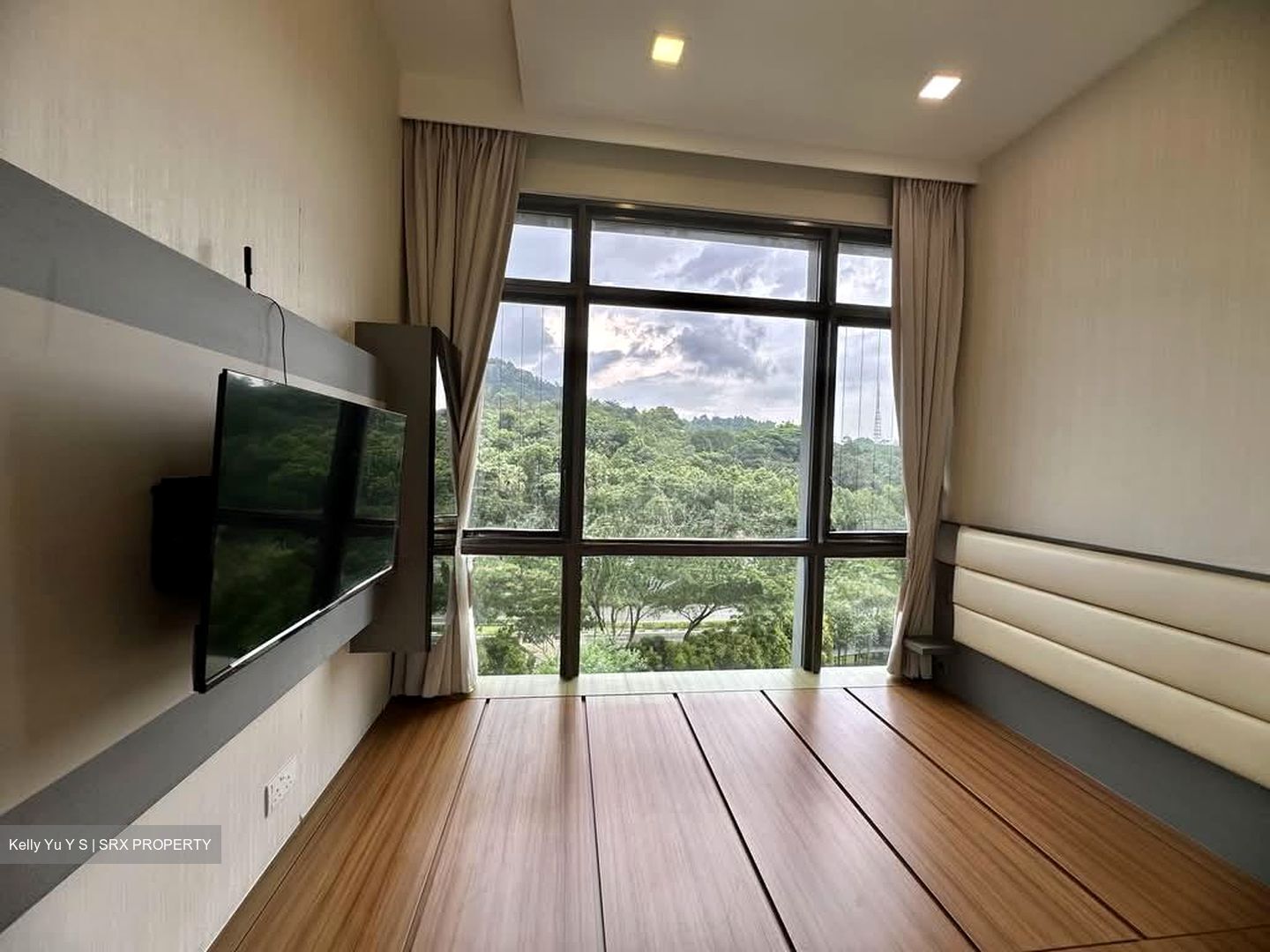 The Skywoods (D23), Condominium #580181691
